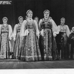 01_Uralskaya_ryabinushka_solistki_A.Petrova_F.Ustyuzhanina