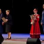 22-04-26-Ur-hor-i-Donbass-01