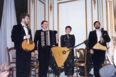 020-1998-parizh.-koncert-v-junesko.