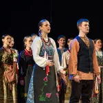25-04-11-Pod-oknom-cheryomuha-07