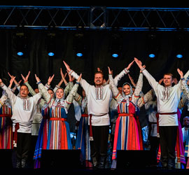 В последний день лета Уральский народный хор выступил в Ирбите